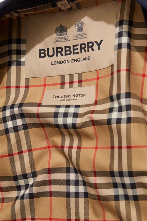 it.burberry.com